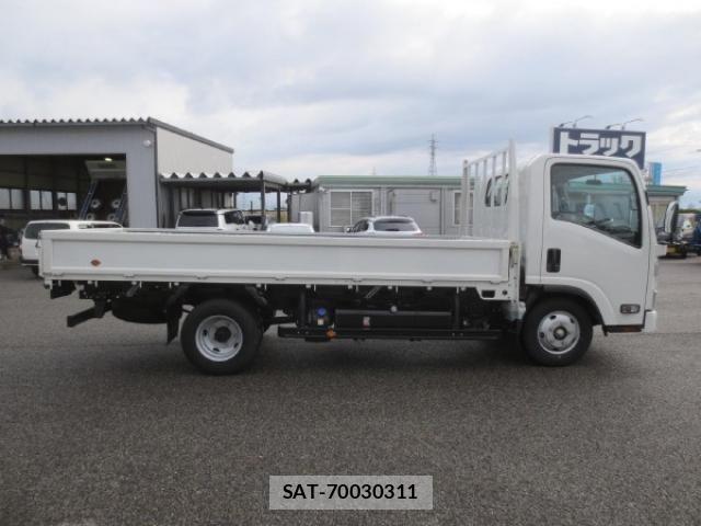 Nissan ATLAS 2024-09 1741061-7