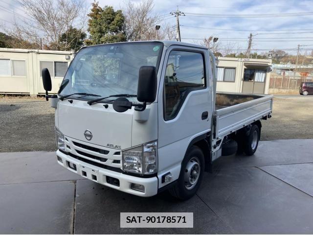 Nissan ATLAS 2020-03 2076638-0