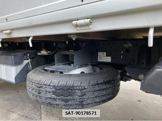 Nissan ATLAS 2020-03 2076638-12