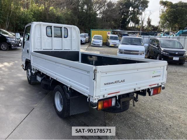 Nissan ATLAS 2020-03 2076638-1