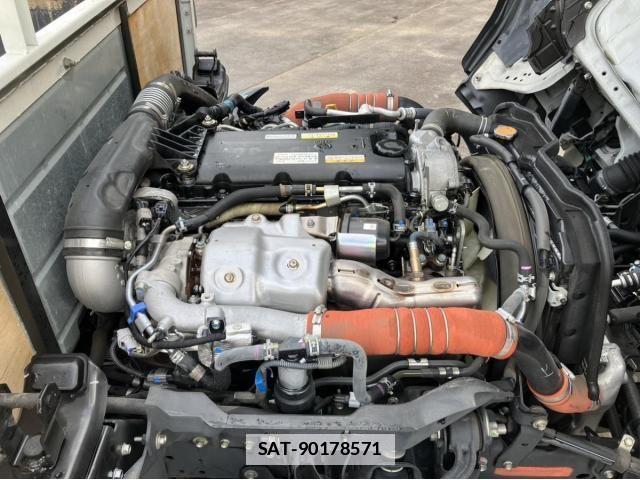 Nissan ATLAS 2020-03 2076638-21