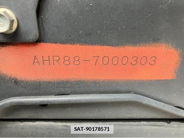 Nissan ATLAS 2020-03 2076638-23