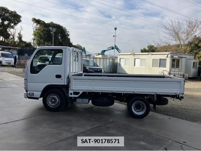 Nissan ATLAS 2020-03 2076638-5
