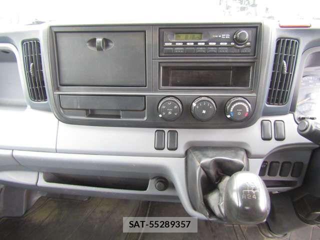 Nissan ATLAS 2014-10 2098637-14