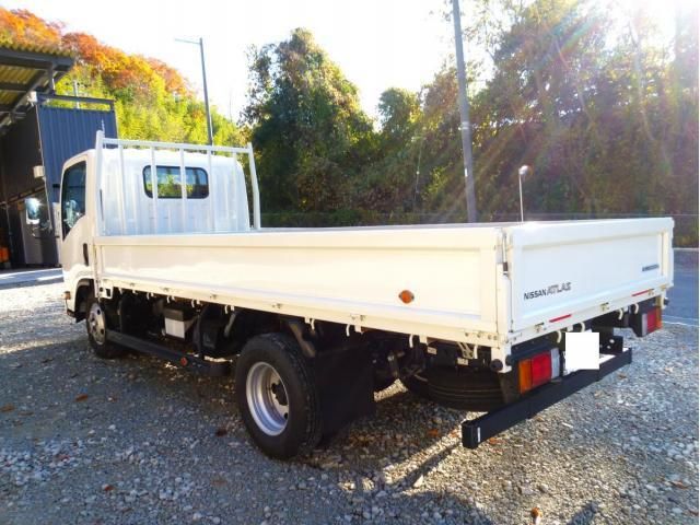 Nissan ATLAS 2024-09 2197794-5