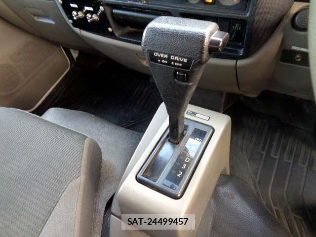 Nissan ATLAS 2015-02 2659699-6