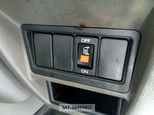 Nissan ATLAS 2015-02 2659699-7