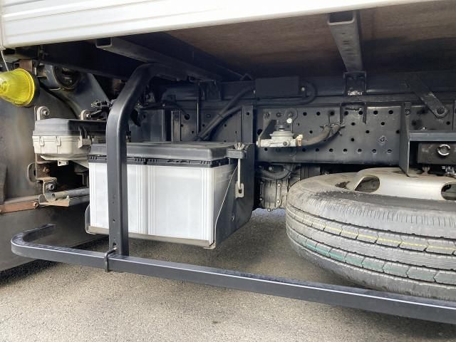 Nissan ATLAS 2009-01 2709235-9