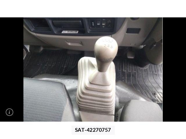Nissan ATLAS 2015-01 2775816-5