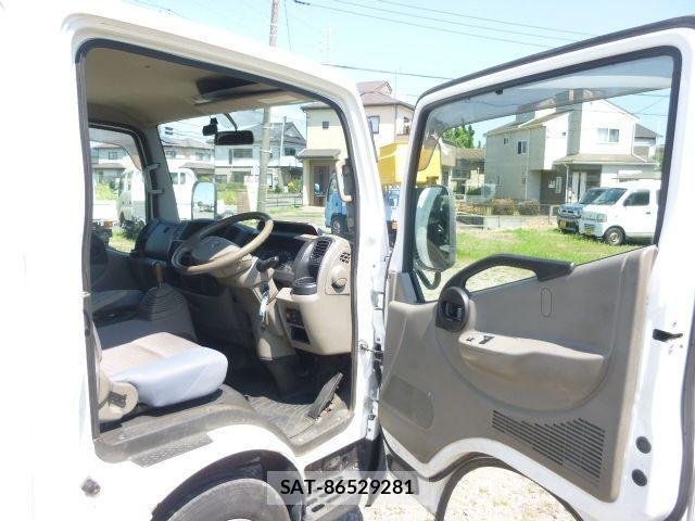 Nissan ATLAS 2009-10 2827601-11