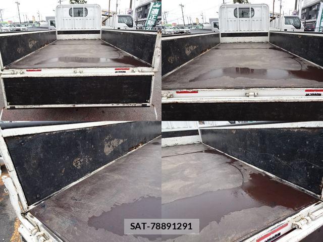 Nissan ATLAS 2017-04 3355505-5