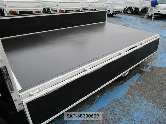 Nissan ATLAS 2017-05 4138540-28