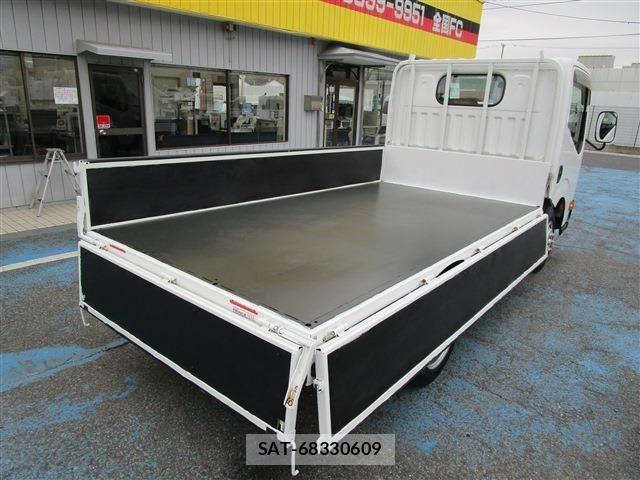 Nissan ATLAS 2017-05 4138540-6