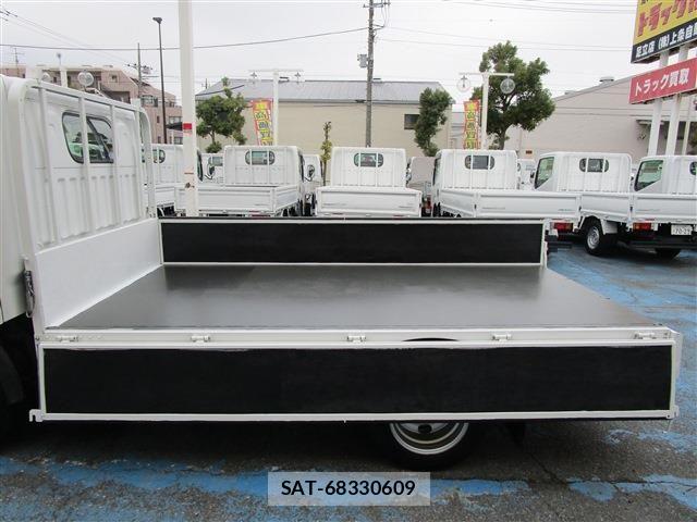 Nissan ATLAS 2017-05 4138540-8
