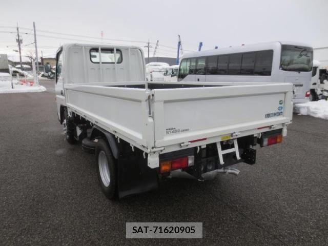 Nissan ATLAS 2020-07 4108305-4