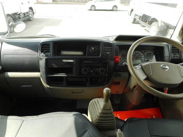 Nissan ATLAS 2015-03 4384402-10