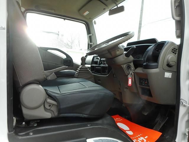 Nissan ATLAS 2015-03 4384402-12