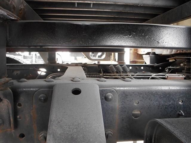 Nissan ATLAS 2015-03 4384402-23