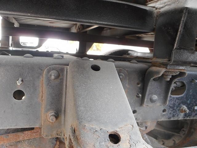 Nissan ATLAS 2015-03 4384402-27