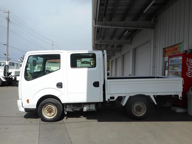 Nissan ATLAS 2015-03 4384402-4