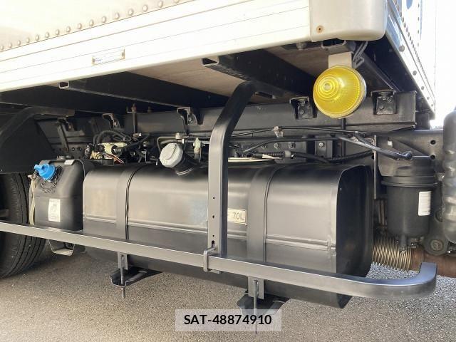 Nissan ATLAS 2019-03 4586801-11