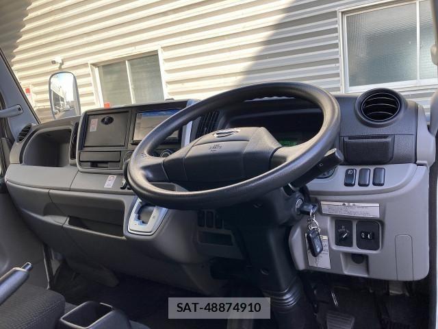 Nissan ATLAS 2019-03 4586801-16