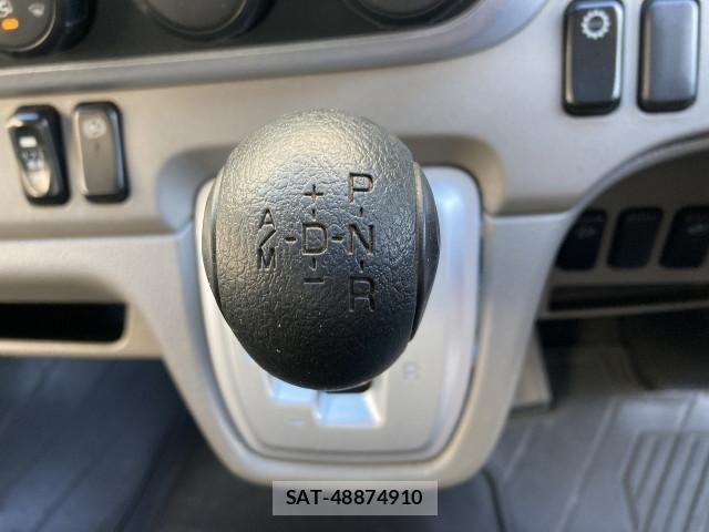 Nissan ATLAS 2019-03 4586801-18