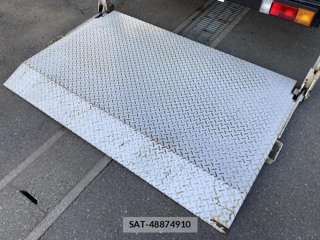 Nissan ATLAS 2019-03 4586801-5