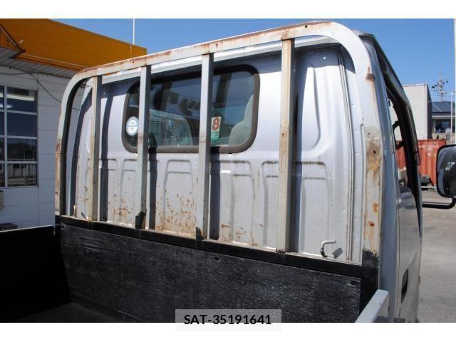 Nissan ATLAS 2003-02 4638024-10