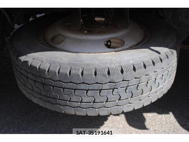 Nissan ATLAS 2003-02 4638024-17