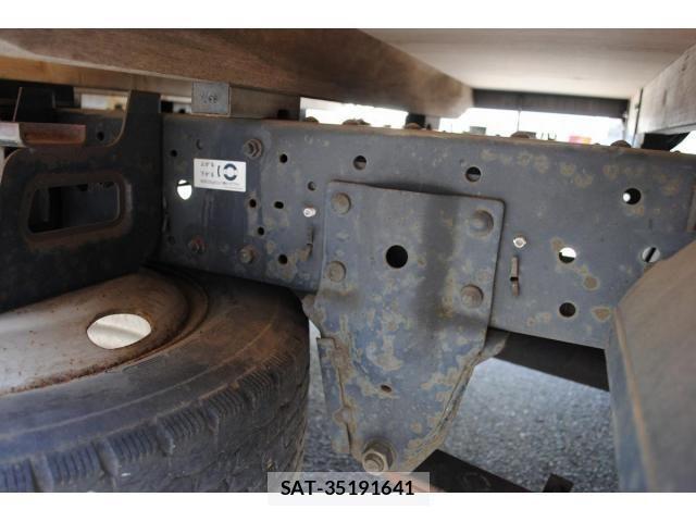 Nissan ATLAS 2003-02 4638024-21