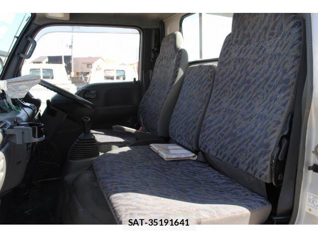 Nissan ATLAS 2003-02 4638024-28