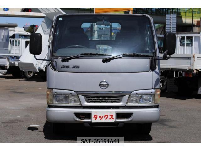 Nissan ATLAS 2003-02 4638024-3