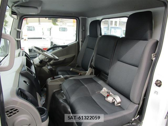 Nissan ATLAS 2021-03 4638022-14