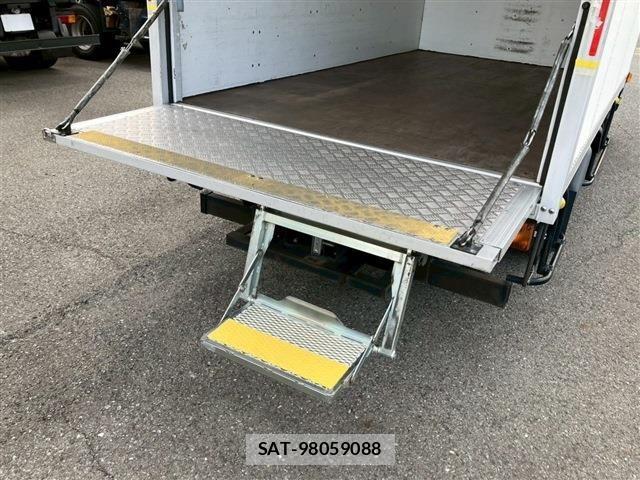 Nissan ATLAS 2015-11 4751214-11