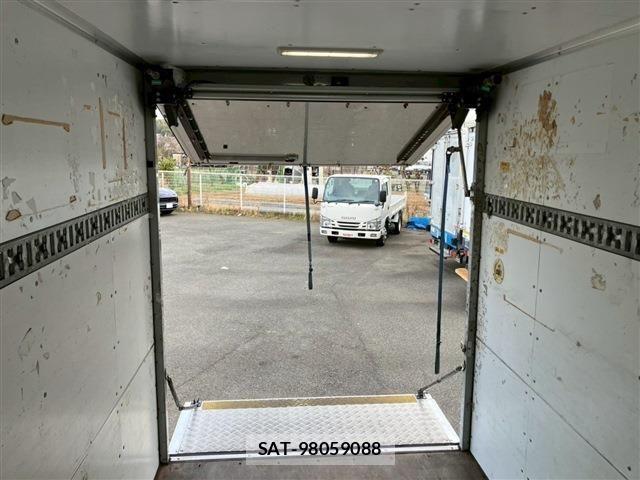 Nissan ATLAS 2015-11 4751214-17