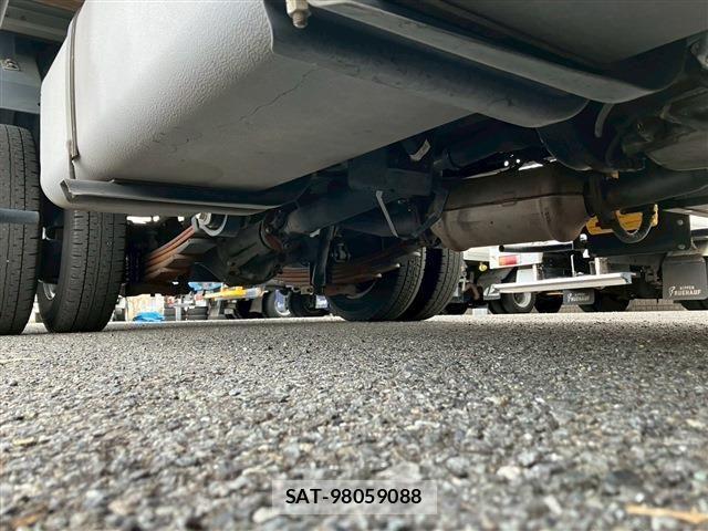 Nissan ATLAS 2015-11 4751214-25