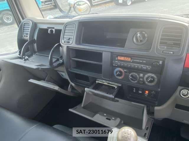 Nissan ATLAS 2010-08 4751218-4