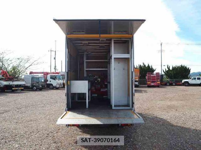 Nissan ATLAS 2014-07 4751188-19