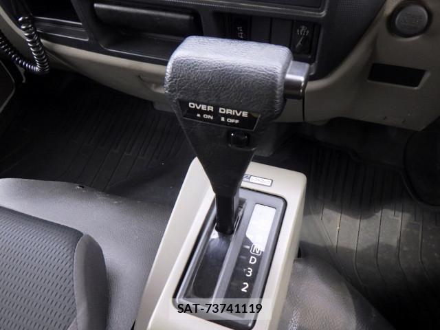 Nissan ATLAS 2011-10 4929670-20