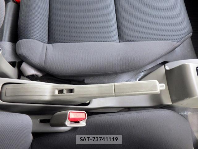 Nissan ATLAS 2011-10 4929670-21