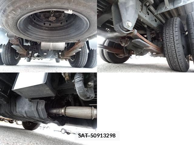 Nissan ATLAS 2015-04 4929646-16