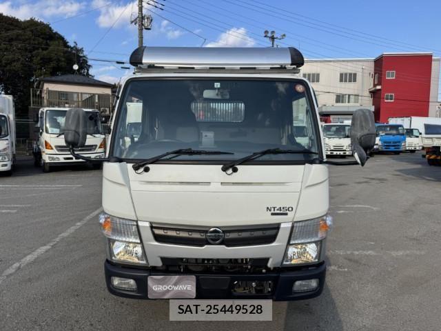 Nissan ATLAS 2021-01 4929578-4