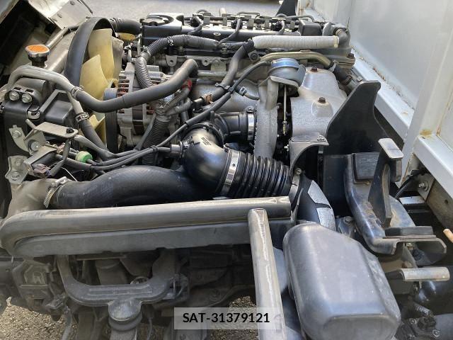 Nissan ATLAS 2012-04 4929651-24
