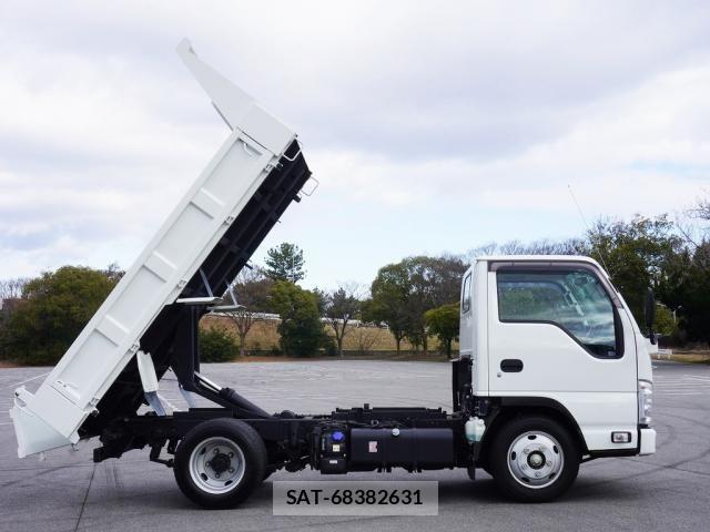 Nissan ATLAS 2021-09 4929572-13