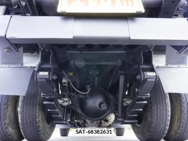 Nissan ATLAS 2021-09 4929572-22