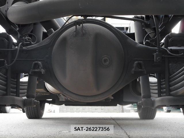 Nissan ATLAS 2012-05 4929630-21