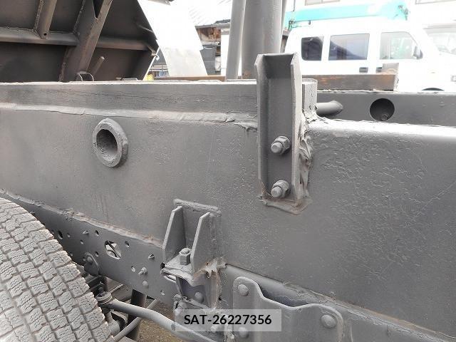 Nissan ATLAS 2012-05 4929630-25