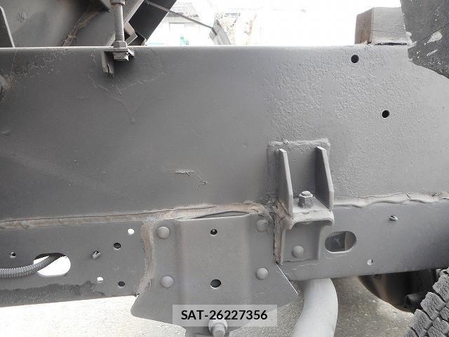 Nissan ATLAS 2012-05 4929630-26