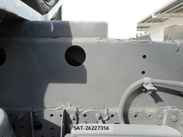 Nissan ATLAS 2012-05 4929630-27